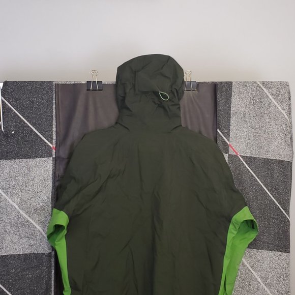 COPY - MEC Green Black Hooded Softshell Rain Jacket Ventilated - Picture 3 of 6